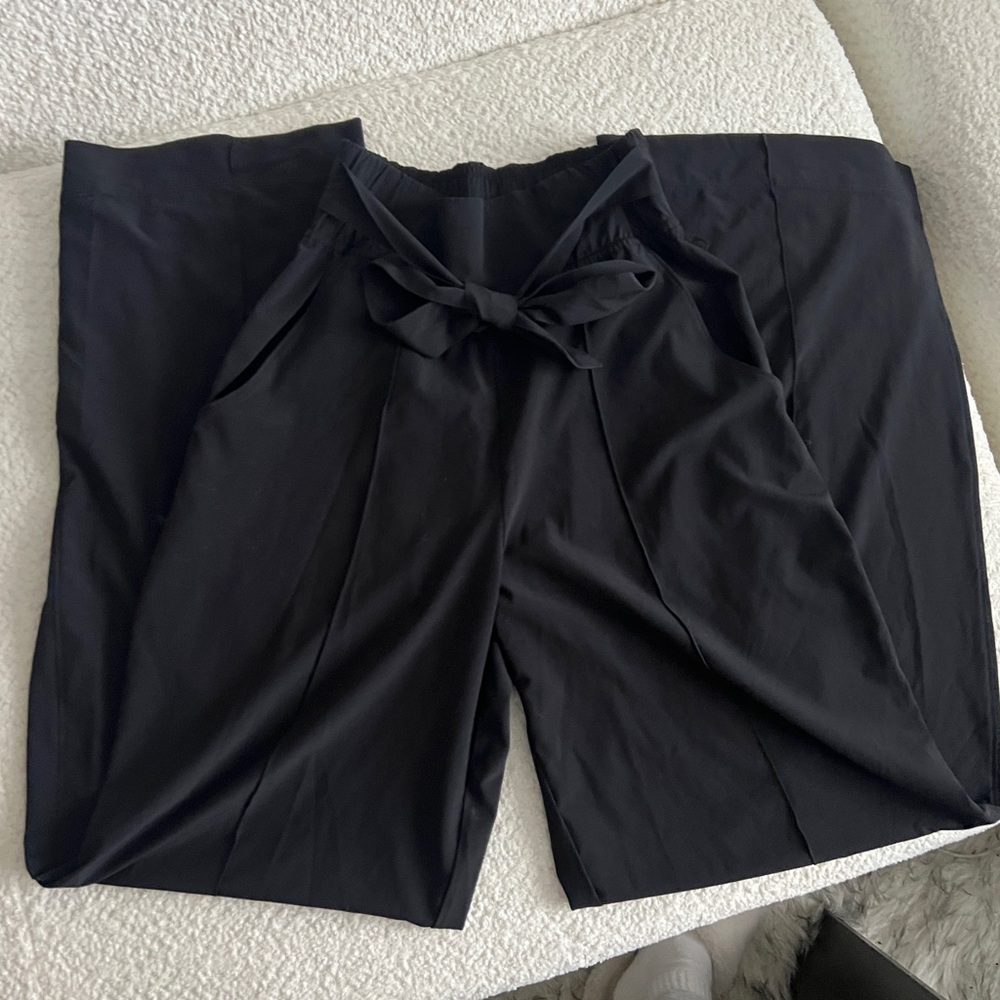 Lululemon dress pants